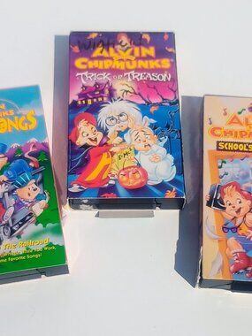 Alvin and the Chipmunks Lot of 3 VHS- Trick or Treason, Schools out & Sing-Along